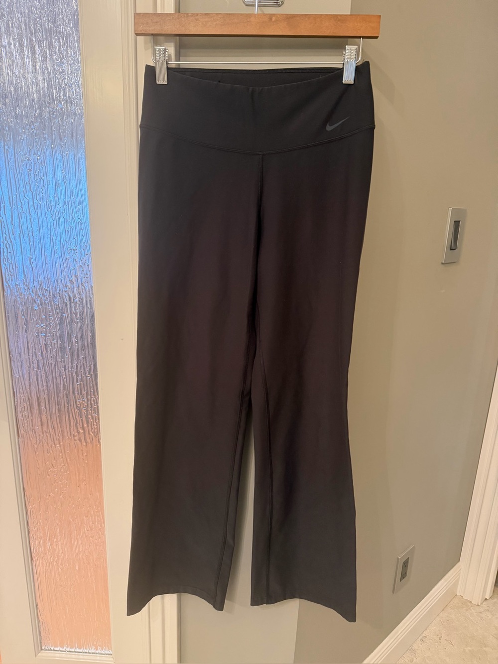 Nike Dri-FIT Black Wide Leg Yoga Pants Women’s Small 31” inseam